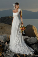 Свадебное прямое платье со шлейфом Патриция